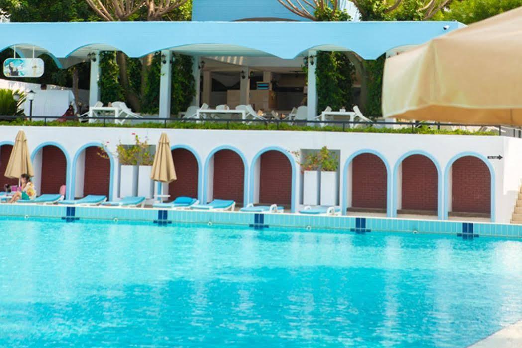 Uptown Bueyuek Anadolu Girne Hotel מראה חיצוני תמונה