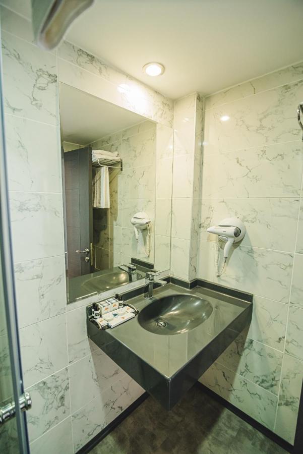 Uptown Bueyuek Anadolu Girne Hotel מראה חיצוני תמונה