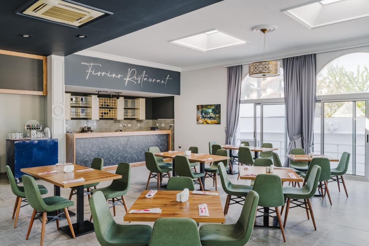 Uptown Bueyuek Anadolu Girne Hotel מראה חיצוני תמונה