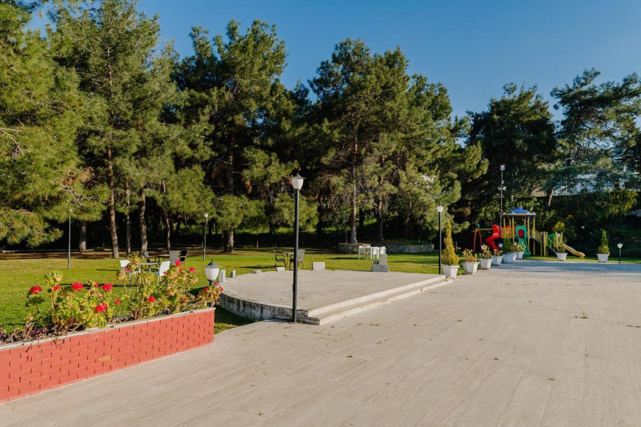 Uptown Bueyuek Anadolu Girne Hotel מראה חיצוני תמונה