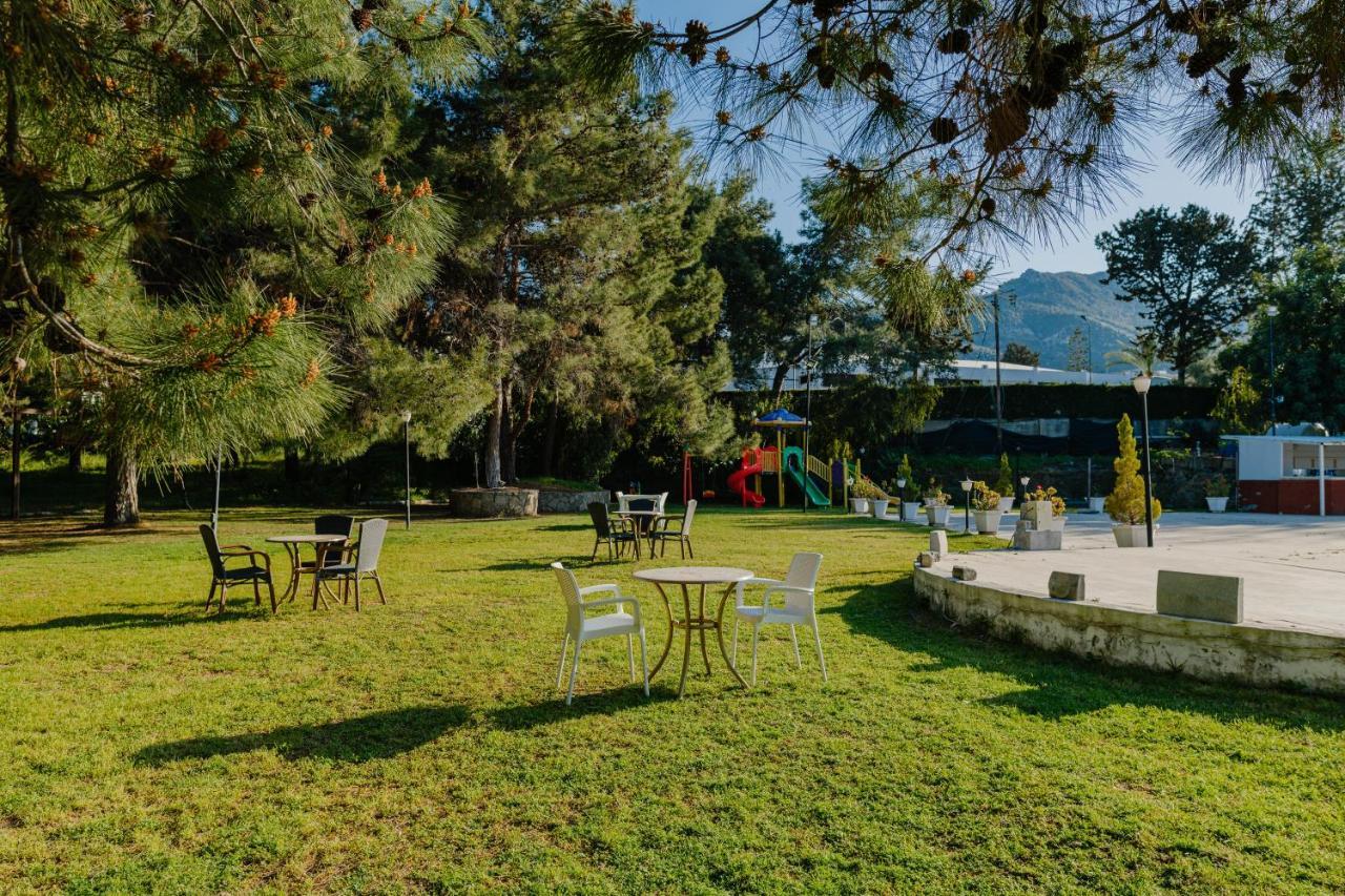 Uptown Bueyuek Anadolu Girne Hotel מראה חיצוני תמונה