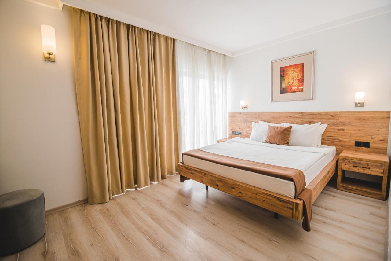 Uptown Bueyuek Anadolu Girne Hotel מראה חיצוני תמונה
