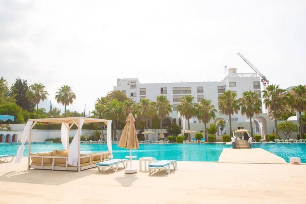 Uptown Bueyuek Anadolu Girne Hotel מראה חיצוני תמונה